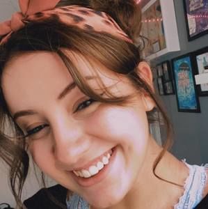 Meet your Posher, Katelyn